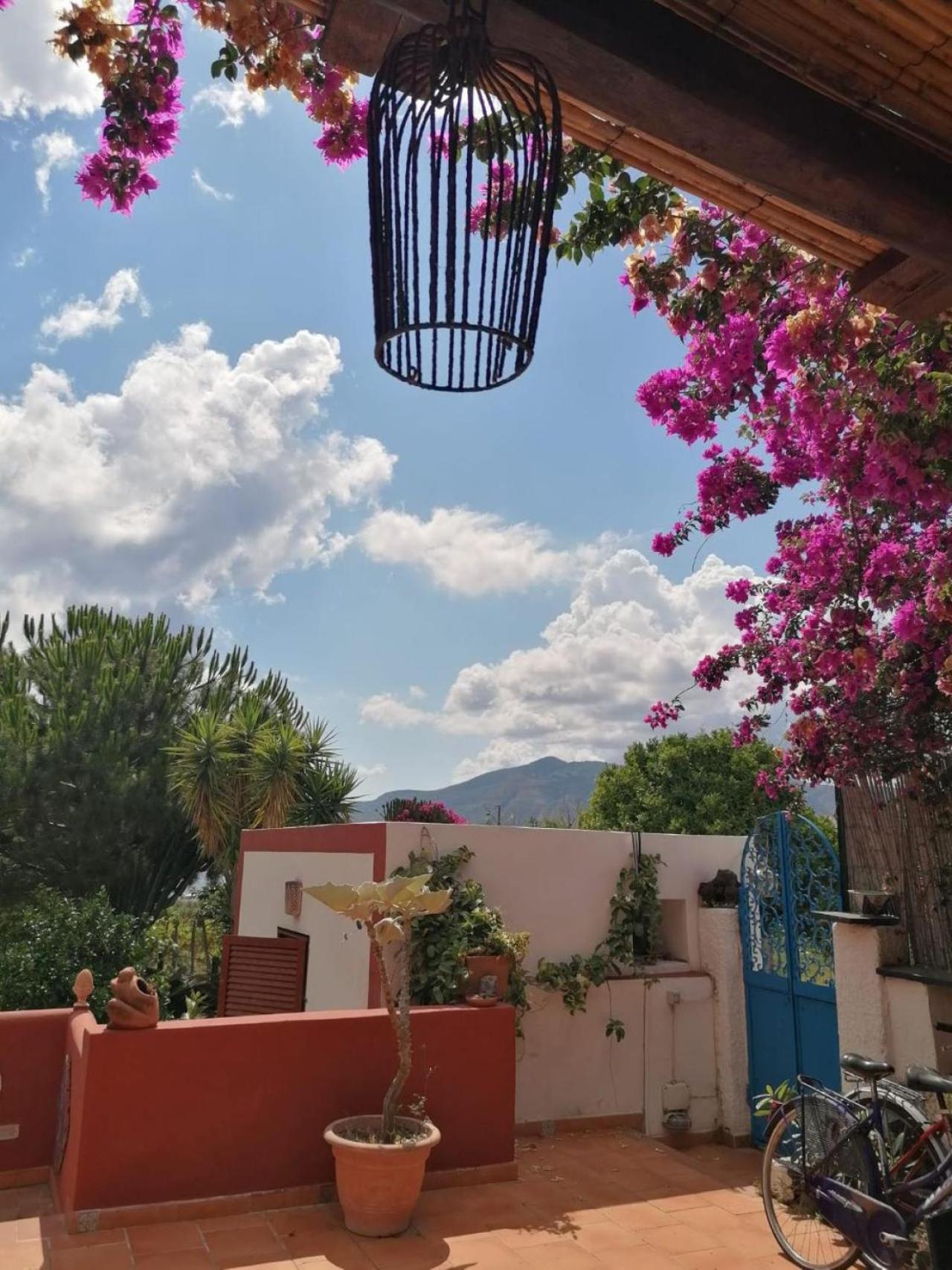Lingua Villino Miraglia Bed & Breakfast エクステリア 写真