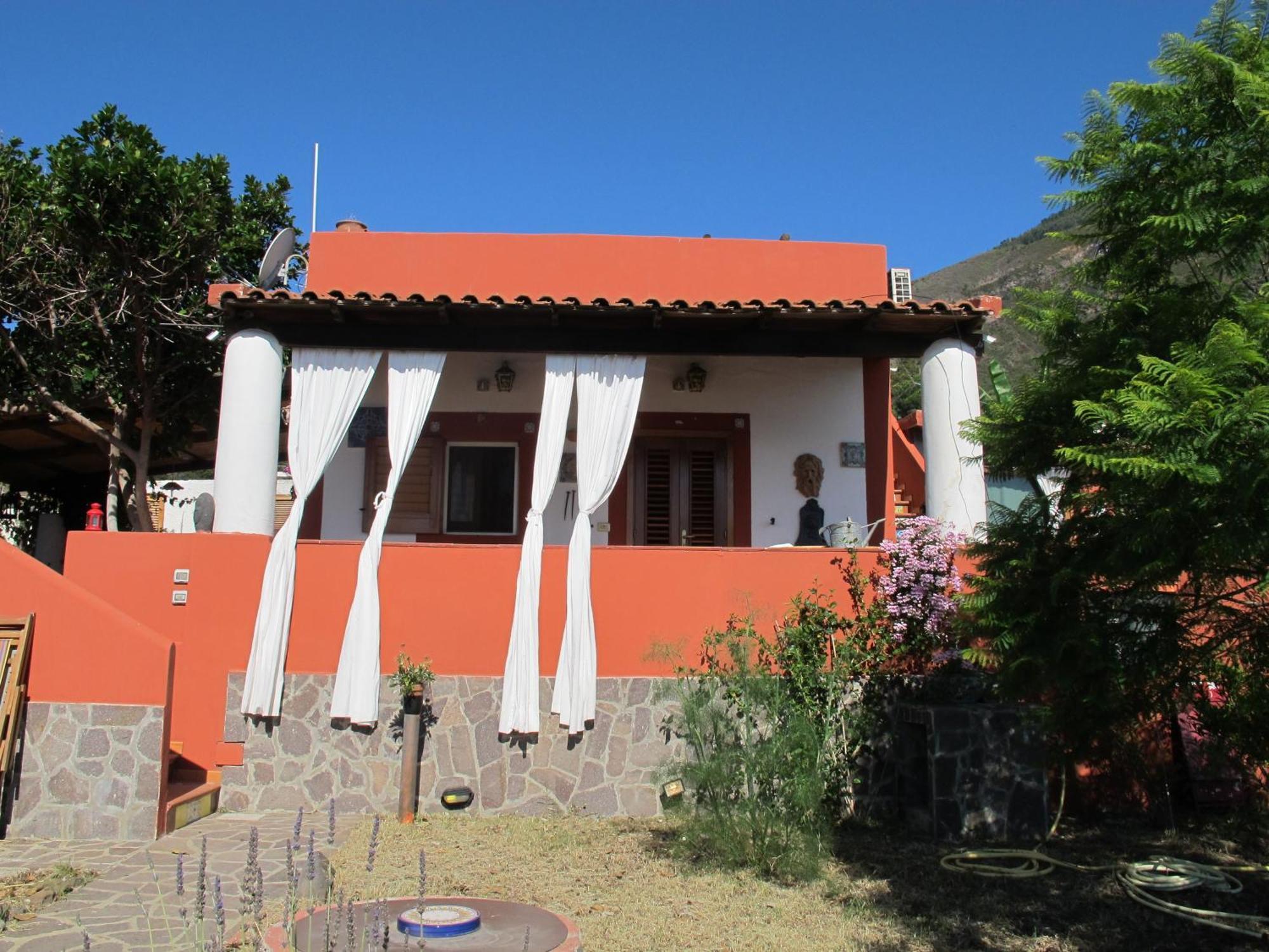 Lingua Villino Miraglia Bed & Breakfast エクステリア 写真