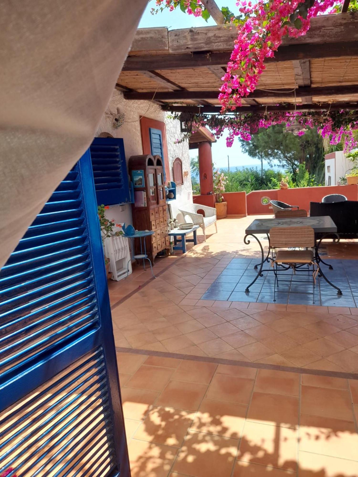 Lingua Villino Miraglia Bed & Breakfast エクステリア 写真